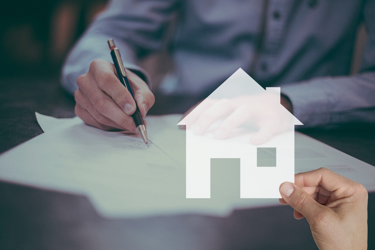 Peut-on changer d’assurance prêt immobilier avant 1 an ?