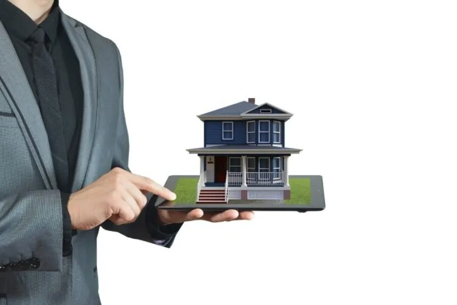 L’activité_de_conseiller_immobilier_de_Nicolas_Madrelle