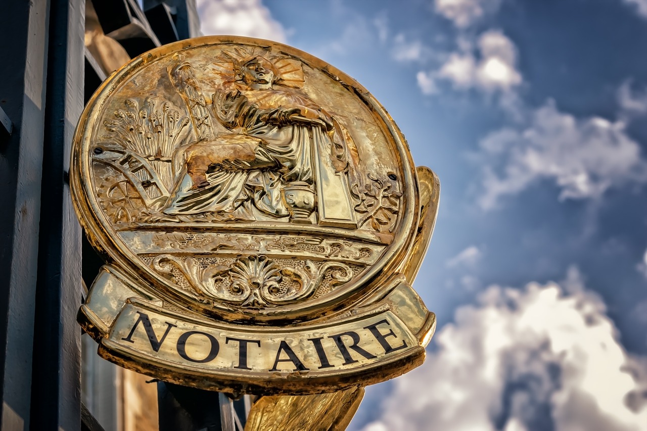 Bourse notariat : Combien faut-il payer en frais de notaire ?