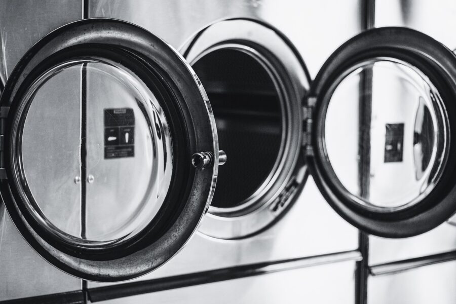 Comment bien choisir son sèche-linge professionnel ? Les critères essentiels à connaître